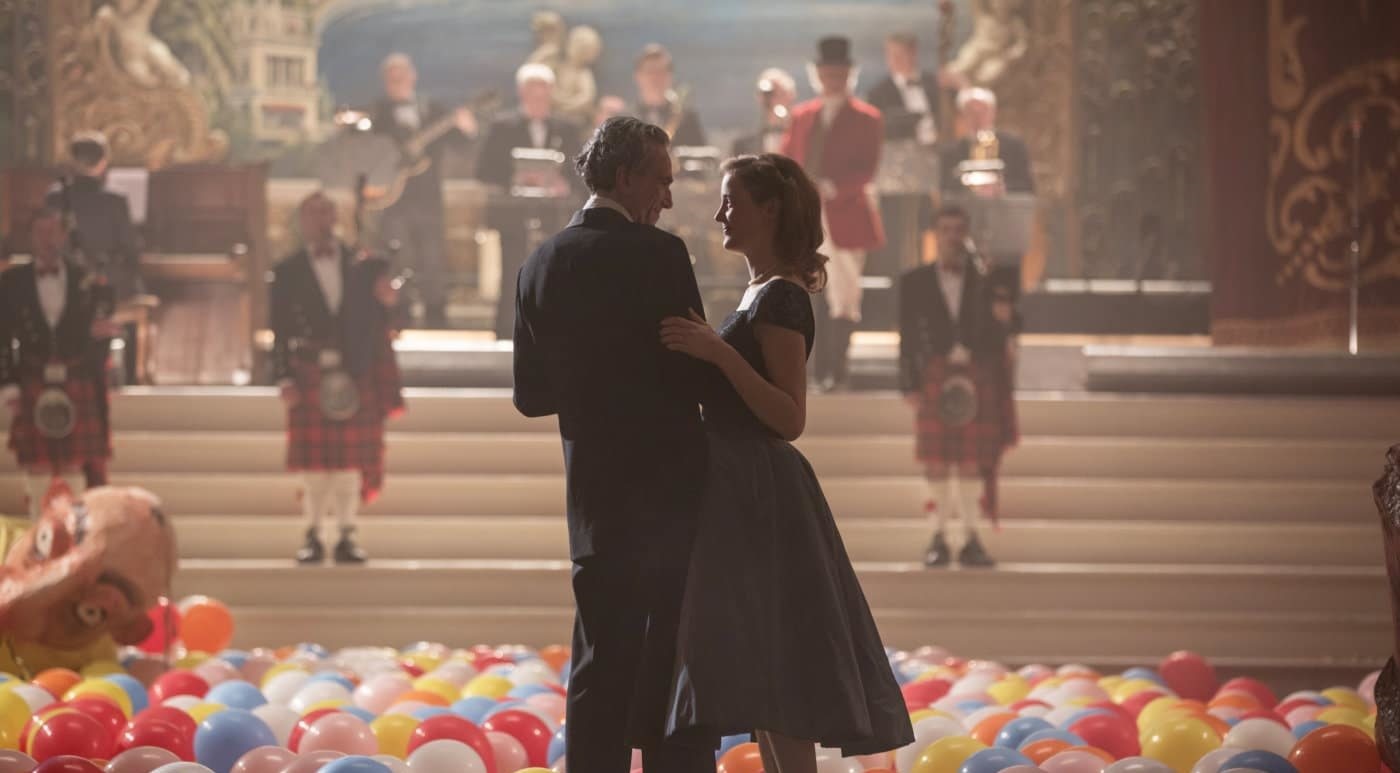 NIĆ WIDMO | PHANTOM THREAD