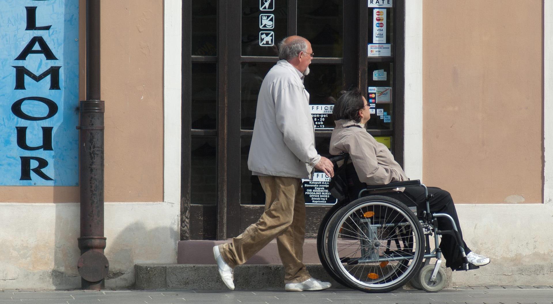 Pomoc i wsparcie dla seniorów